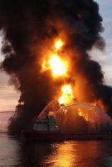 国家地理-海上救难：墨西哥湾漏油危机 Salvage Code Red: Guilf Oil Disaster